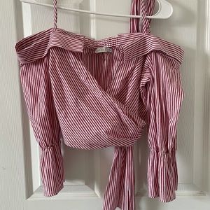 Long sleeve off the shoulder crop top